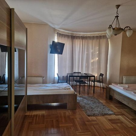 Bigcitty Rooms Cluj-Napoca Exterior foto